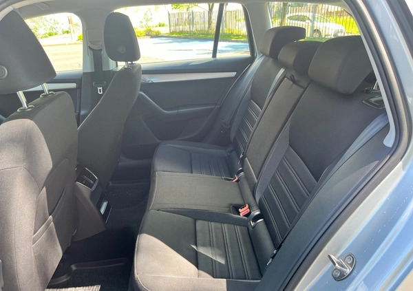 Skoda Octavia cena 56900 przebieg: 110000, rok produkcji 2020 z Dobiegniew małe 466